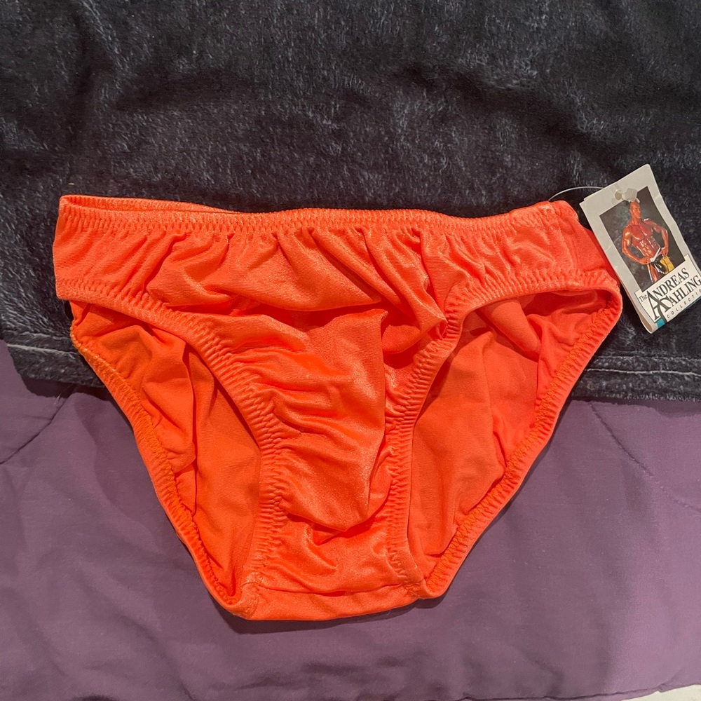 Andreas Cahling Men’s Bodybuilding Posing Trunks Orange Size Small NWT